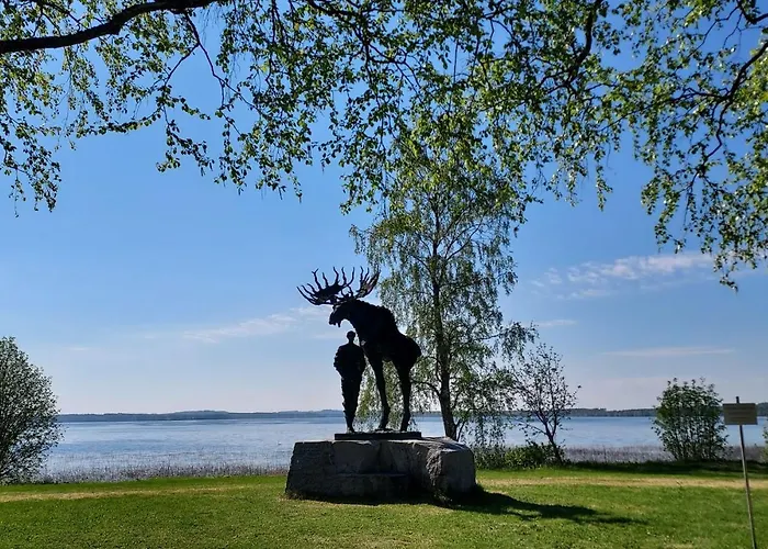 Lomayksioe C 2 Sotkamon Keskustassa *